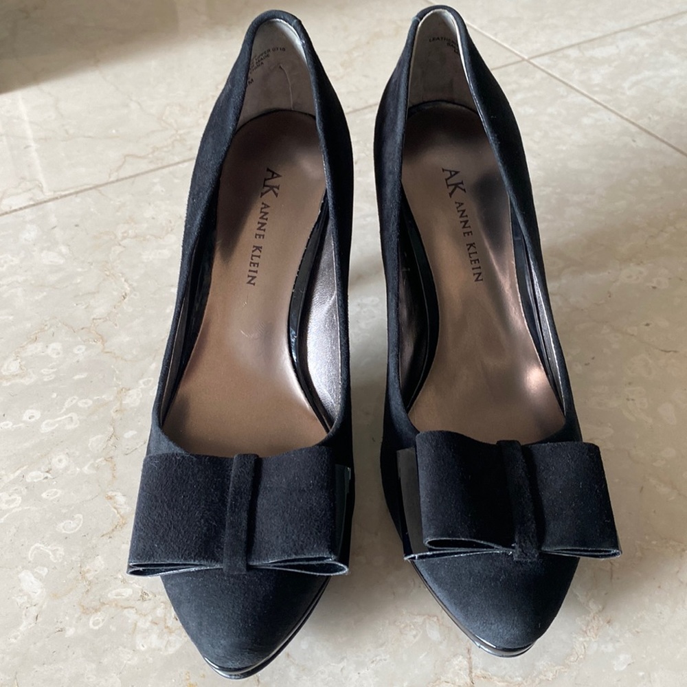 Black Suede Anne Klein Heels